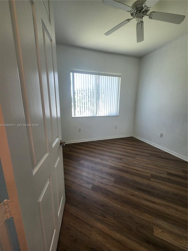 Building Photo - 3600 Oaks Clubhouse Dr