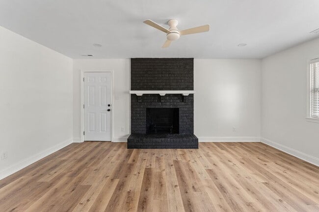 Building Photo - 7211 Mayetta Dr