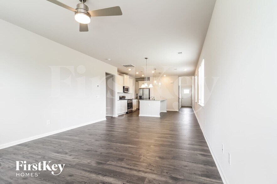 Building Photo - 405 Yoshino Cherry Dr