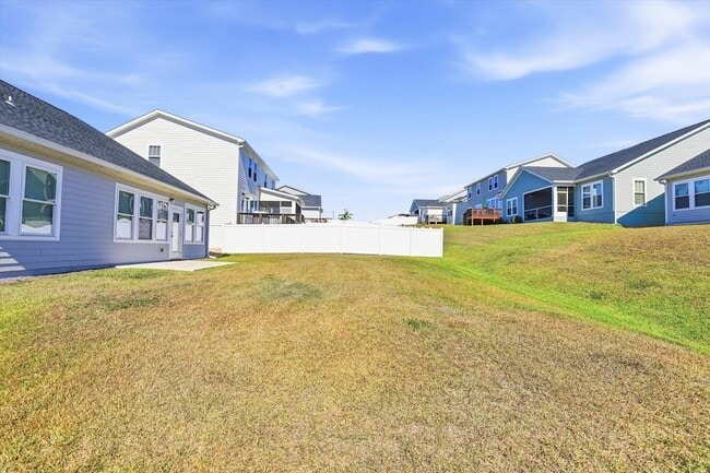 Building Photo - 201 Ursaline St