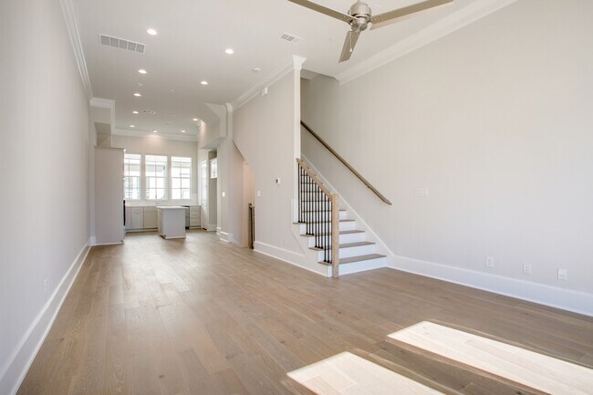 Building Photo - 4651 New Water Ln