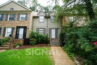 Building Photo - 302 Old Rocky Ridge Ln