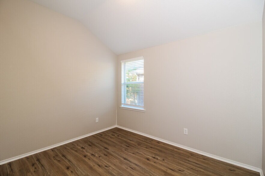 Building Photo - 1134 Partridge Dr