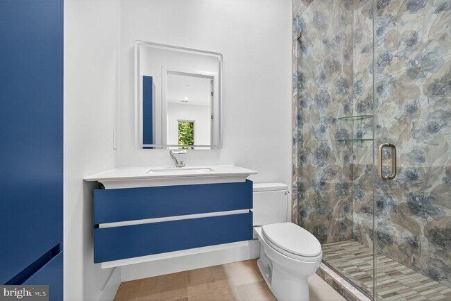 Building Photo - 4509 Foxhall Cres NW