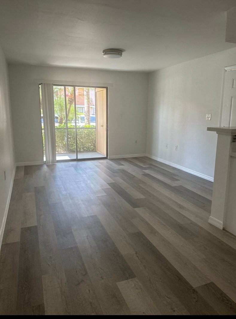 Building Photo - 15560 SW 104th Ter