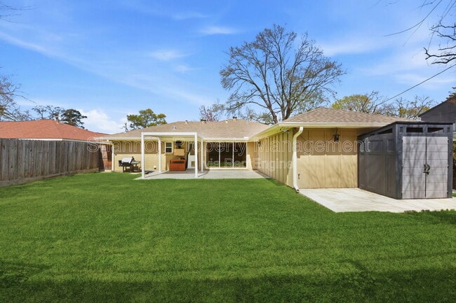 Building Photo - 2019 Brimberry St