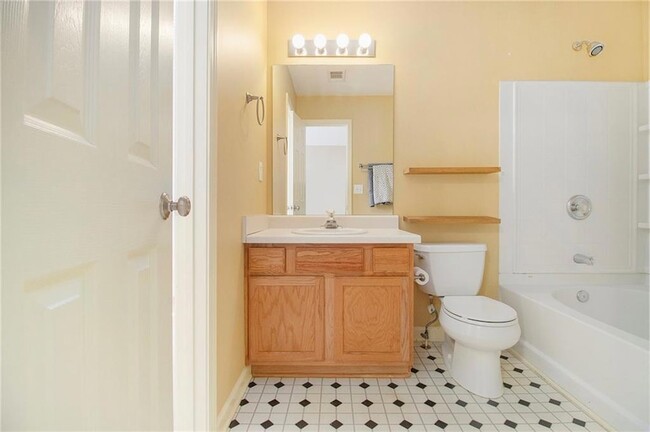 Building Photo - 2781 Parkway Cove
