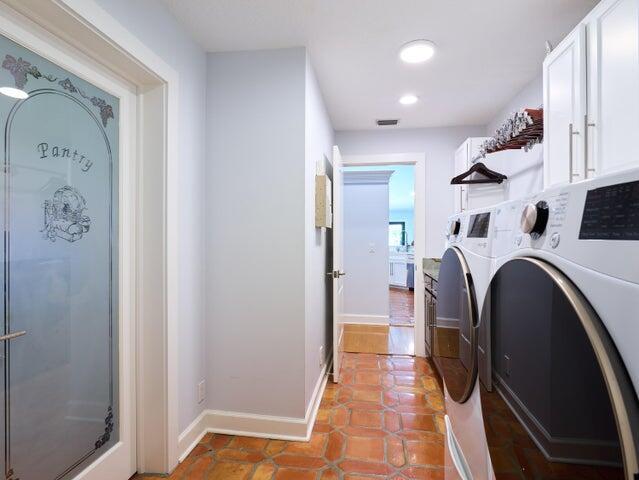 Building Photo - 3700 Embassy Dr