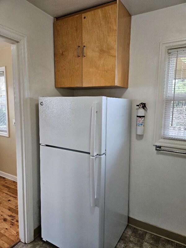 Building Photo - 9206-9210 N John Ave