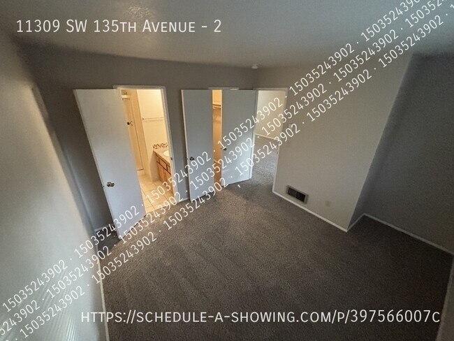 Building Photo - 11309 SW 135th Ave