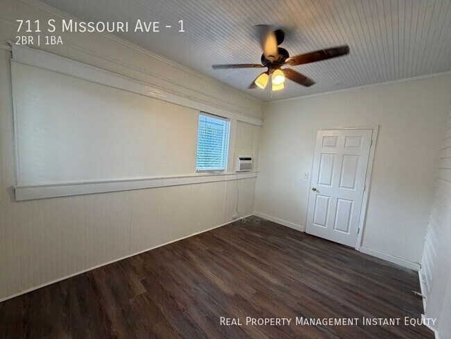 Building Photo - 711 S Missouri Ave