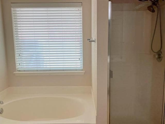 Building Photo - 8055 Raleigh Dr