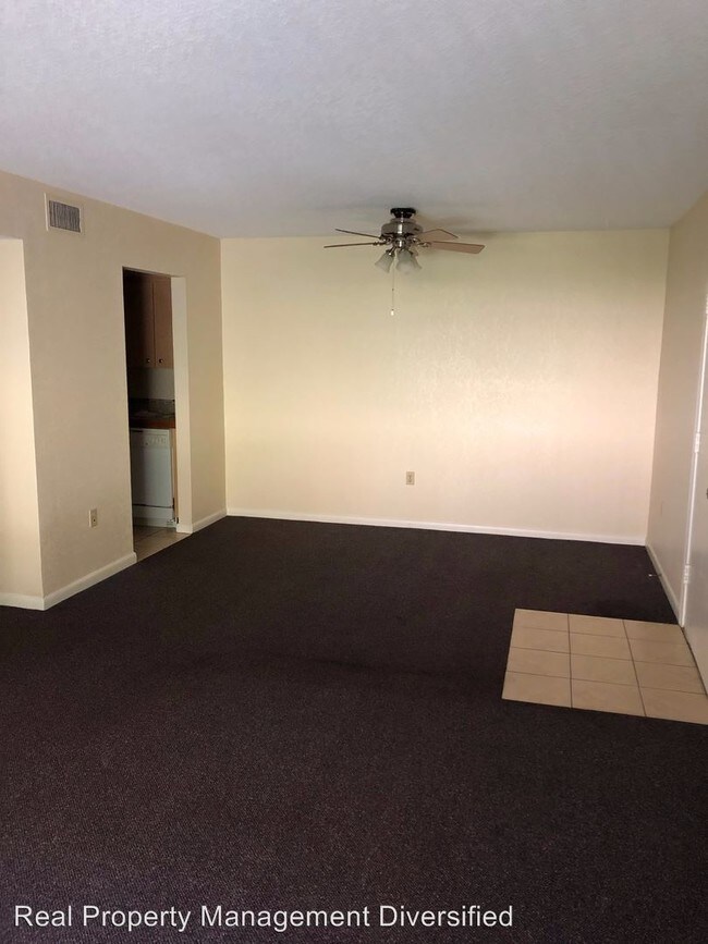 Building Photo - 1302 NE 33rd Ave