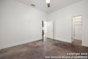Building Photo - 1542 N Alamo St
