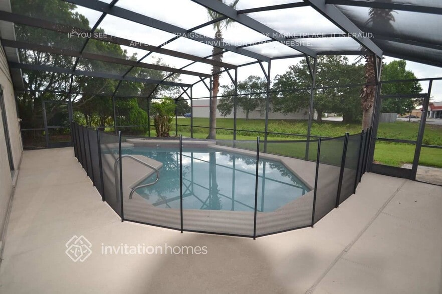 Building Photo - 156 Honeywood Dr