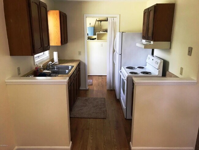 Building Photo - Cozy Country Middleburg Ranch