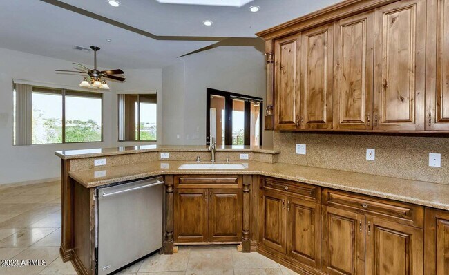 Building Photo - 15842 E Sunflower Dr