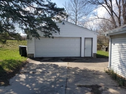 Building Photo - 1749 N Elmer St