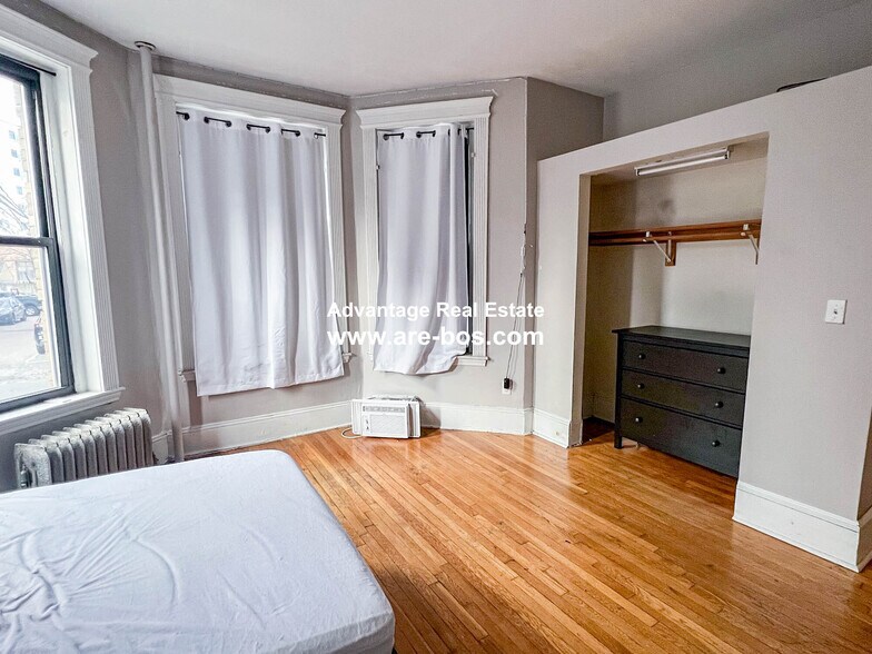 apt 24 - 1066 Commonwealth Ave