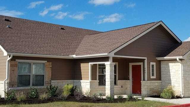 Building Photo - 216 Loma Vista Dr