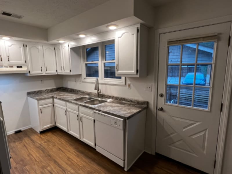 Building Photo - 408 Rice Dr