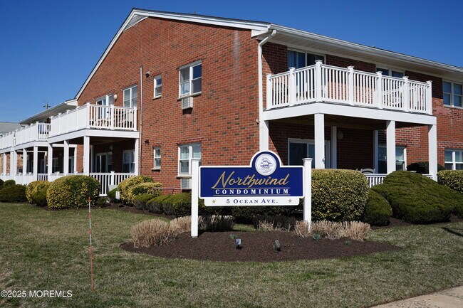 Primary Photo - 5 Ocean Ave