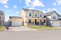 Building Photo - 3704 W Holbrook Way