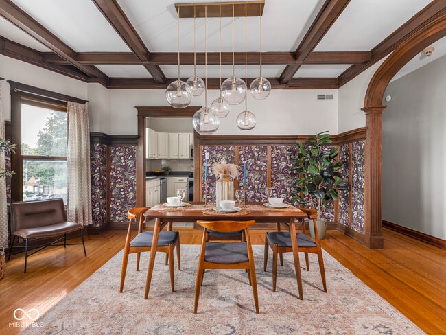 Building Photo - 2161 N Meridian St