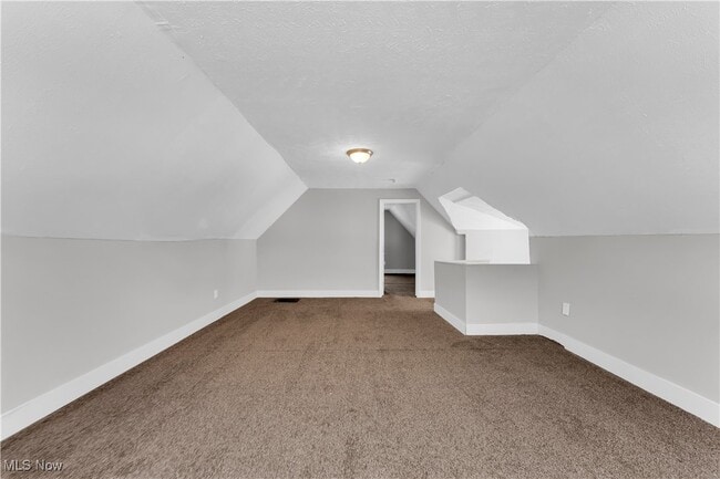 Building Photo - 3877 W 31st St