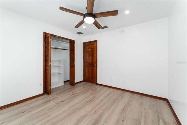 Building Photo - 4464 Willow Wind Ct