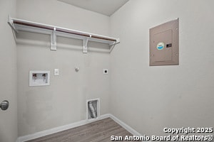 Building Photo - 1047 Raceland Rd