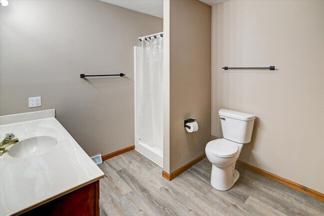 Building Photo - 309 Trail Side Dr
