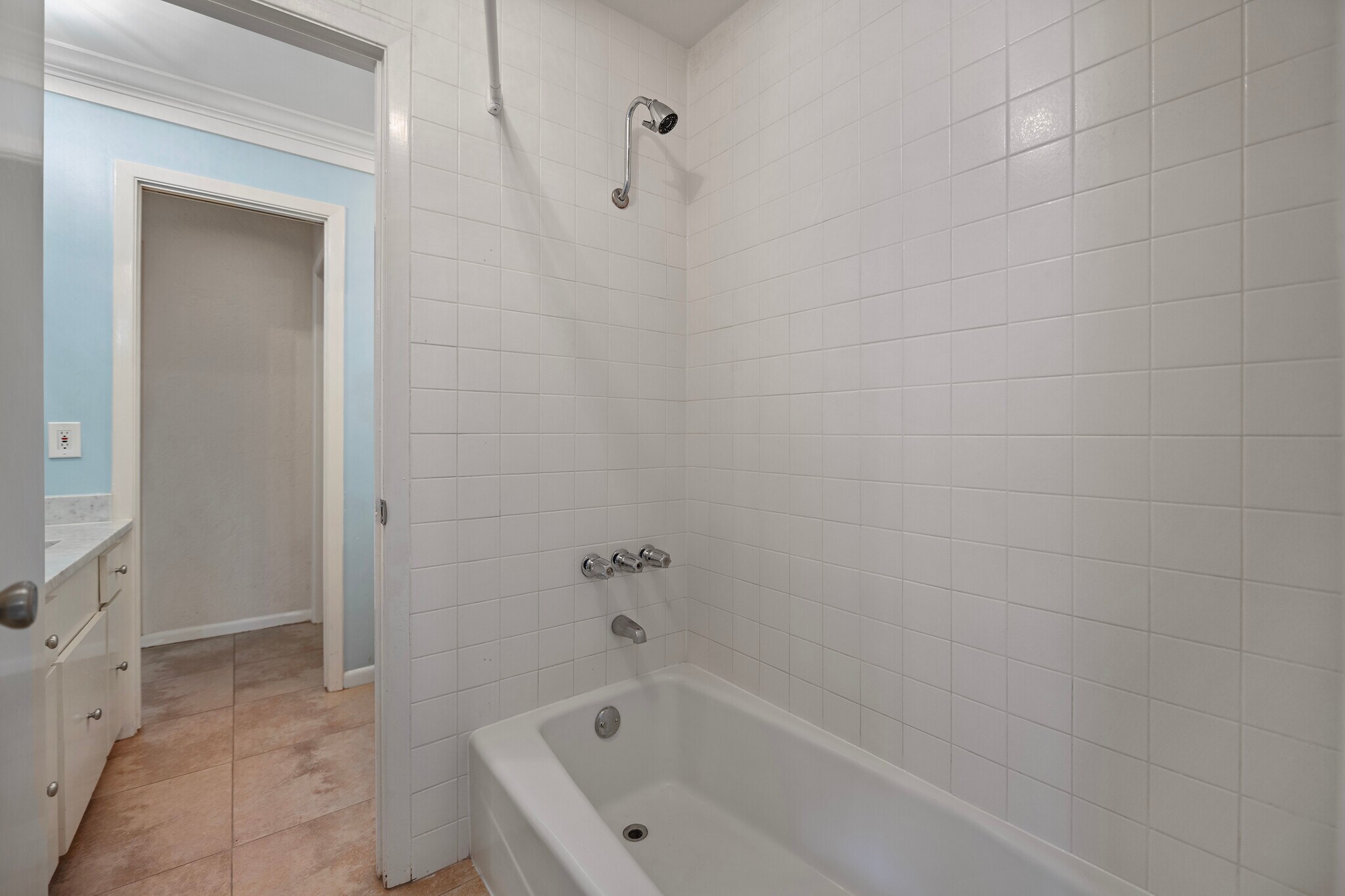 Building Photo - 534 Fox Briar Ln