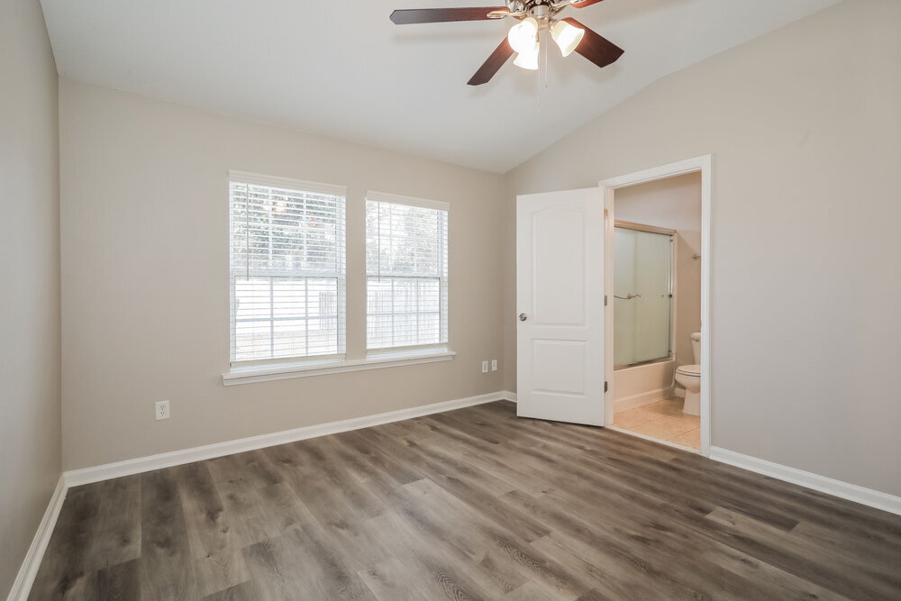 Building Photo - 12568 White Cedar Trail
