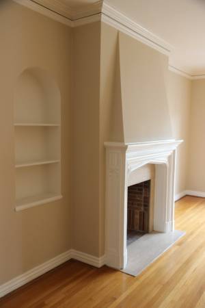 Living Room Fireplace - 2140 Pacific Ave