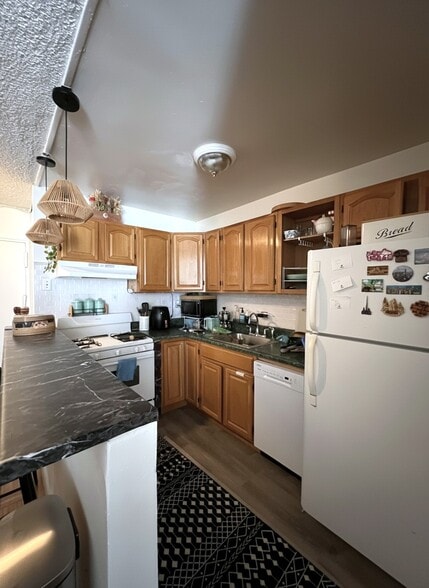 Building Photo - 280 Marin Blvd