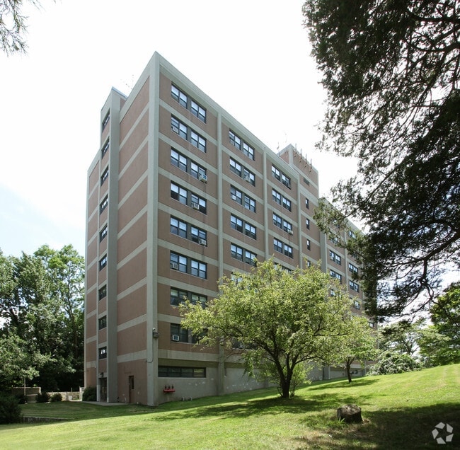 Primary Photo - Williams Park Apartments