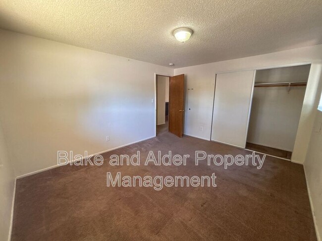 Building Photo - 17794 Webster Rd