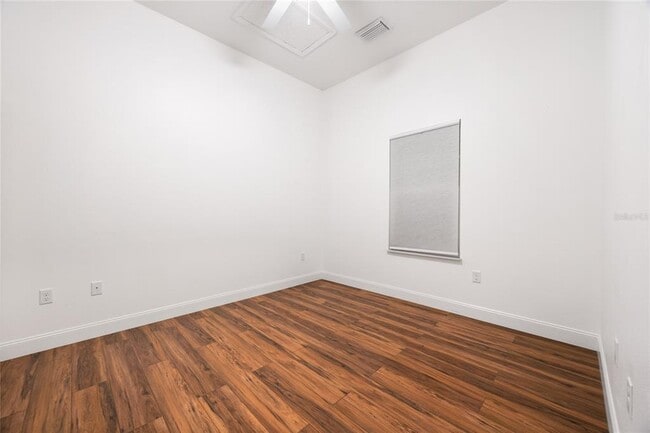 Building Photo - 2330 W St Louis St