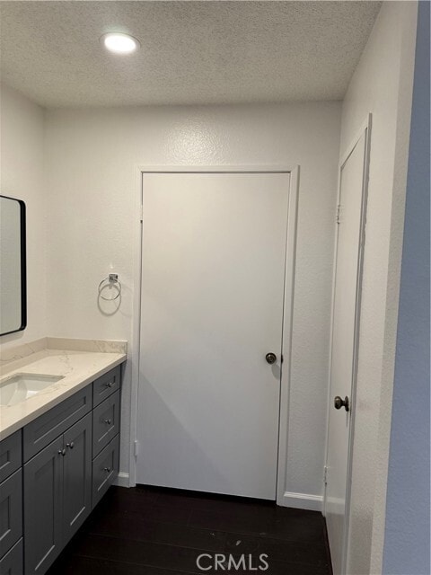 Building Photo - 5704 Sultana Ave