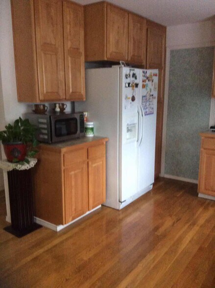 Building Photo - 12340 8th Ave NE