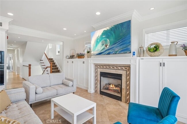 Building Photo - 6111 Seashore Dr