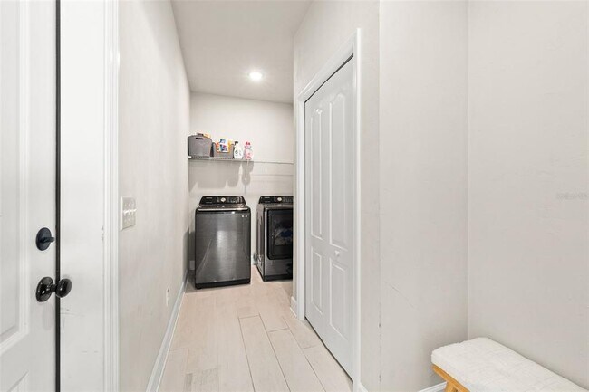 Building Photo - 24784 SW 21st Ln