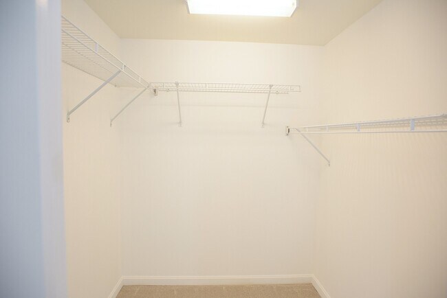 Building Photo - Townhome in the desired Chesapeake Harbour!!!