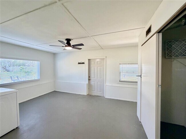 Building Photo - 3295 Adrian Ave