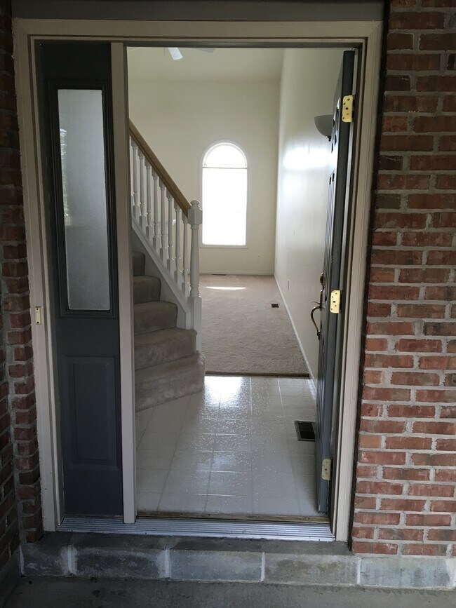 Building Photo - 931 Jasmine Dr