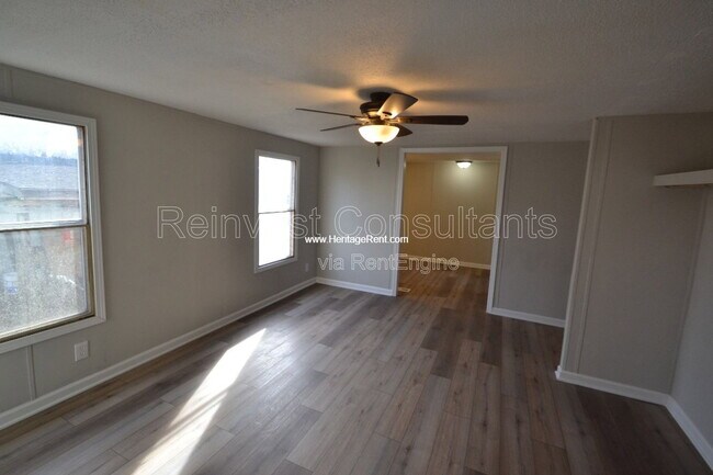 Building Photo - 11049 Stephens Rd