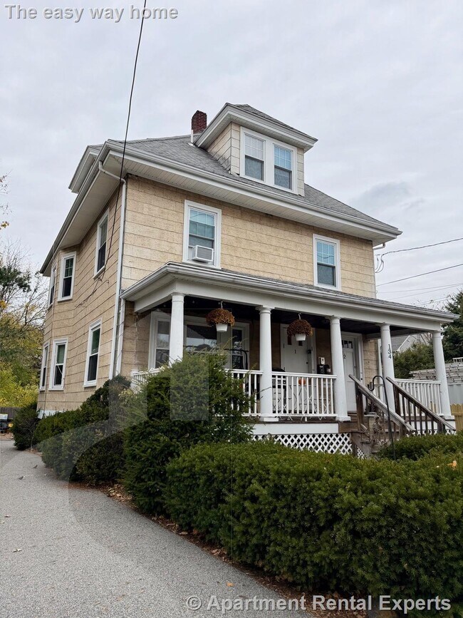 Building Photo - 134 N Union St