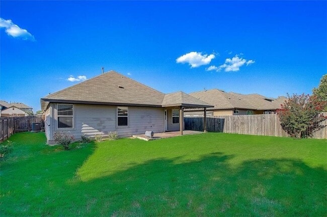 Building Photo - 2005 Alyssas Dr