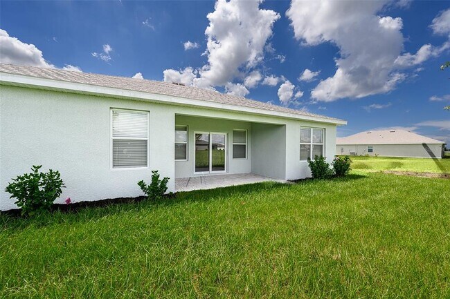 Building Photo - 25110 Alcazar Dr